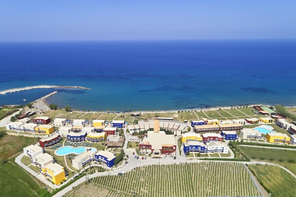 פאנאי Aegean Breeze Resort מראה חיצוני תמונה